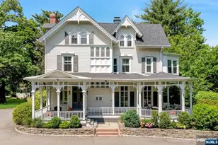 42 Llewellyn Rd, Montclair, NJ 07042 - Photo 5