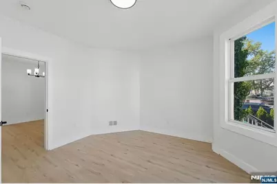148 N 15th Street, East Orange, NJ 07017 - Photo 17