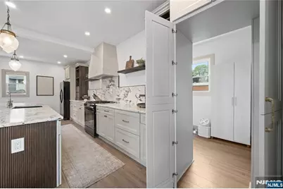 187 Hillside Avenue, Nutley, NJ 07110 - Photo 17