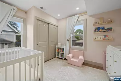 187 Hillside Avenue, Nutley, NJ 07110 - Photo 29