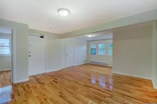 1035 Hunterdon St, Newark, NJ 07112 - Photo 5