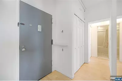 9060 Palisade Avenue 404 #404, North Bergen, NJ 07047 - Photo 15