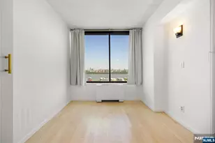 9060 Palisade Ave 404, North Bergen, NJ 07047 - Photo 7