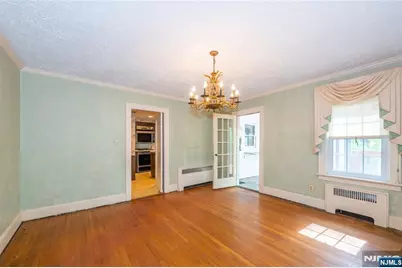 27 Glen Road, West Orange Township, NJ 07052 - Photo 5