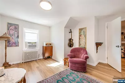 50 Jefferson Avenue, Hasbrouck Heights, NJ 07604 - Photo 15