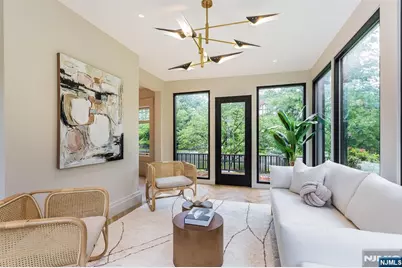 2 Russell Terrace, Montclair, NJ 07042 - Photo 11