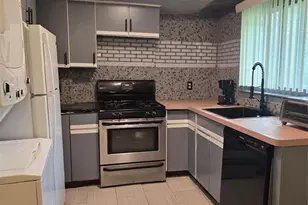 230 Lafayette Pl 3D, Englewood, NJ 07631 - Photo 11