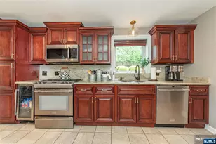 34 Coolidge, West Caldwell, NJ 07006 - Photo 5