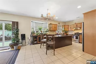 6 Lamring Dr, Fair Lawn, NJ 07410 - Photo 9
