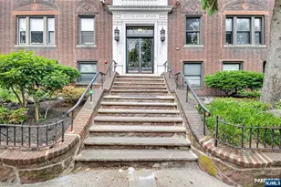 115 Highland Ave 10, Jersey City, NJ 07306 - Photo 3