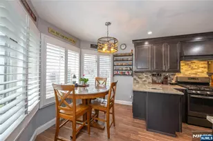 35 Turnberry Rd, Little Falls Township, NJ 07424 - Photo 11