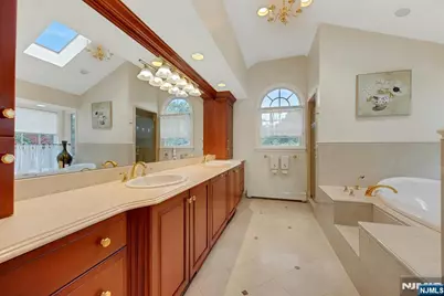 980 Briarwoods Road, Franklin Lakes, NJ 07417 - Photo 33