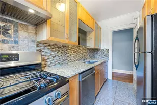 275 Engle Street G1, Englewood, NJ 07631 - Photo 13