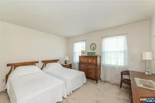 1 Birdseye Cir, Wayne, NJ 07470 - Photo 17