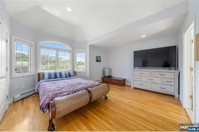 221B 4th Street 2 #2, Palisades Park, NJ 07650 - Photo 11