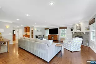 711 Pine Lake Dr, Washington Township, NJ 07676 - Photo 9