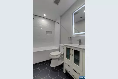 145 Harrison Street, Bloomfield, NJ 07003 - Photo 19
