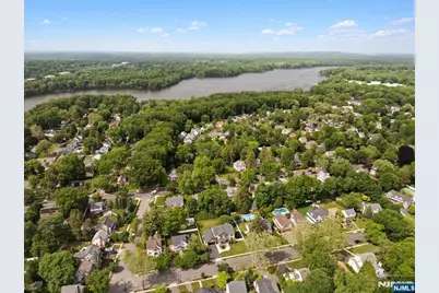 454 Hasbrouck Boulevard, Oradell, NJ 07649 - Photo 43