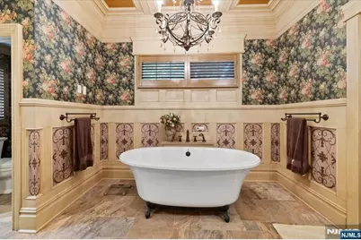 454 Hasbrouck Boulevard, Oradell, NJ 07649 - Photo 27