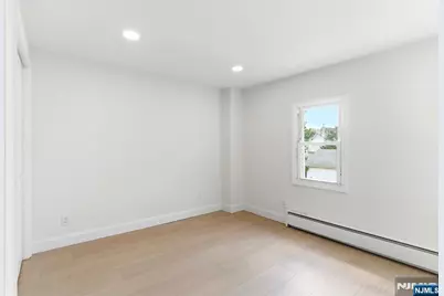 471 Burnside Street, Orange, NJ 07050 - Photo 11