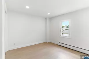 471 Burnside St, Orange, NJ 07050 - Photo 11