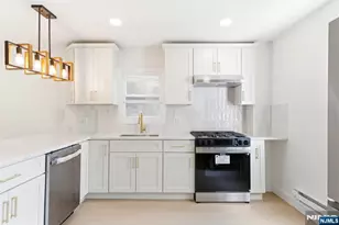 471 Burnside St, Orange, NJ 07050 - Photo 3