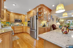 347 Mansfield Ave, Secaucus, NJ 07094 - Photo 13
