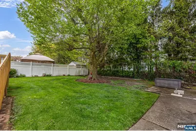 347 Mansfield Avenue, Secaucus, NJ 07094 - Photo 39