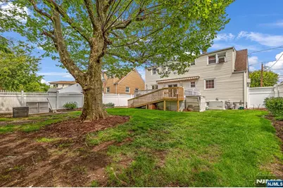 347 Mansfield Avenue, Secaucus, NJ 07094 - Photo 41