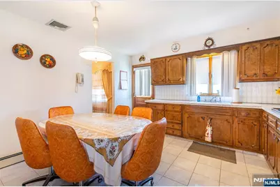 27 Bartsch Avenue, Woodland Park, NJ 07424 - Photo 3
