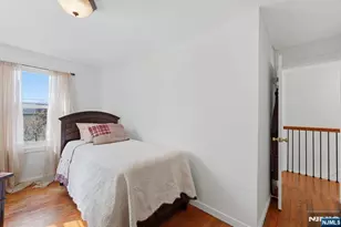 385 Berkeley Ave, Bloomfield, NJ 07003 - Photo 19