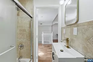 64 Willoughby St, Newark, NJ 07112 - Photo 11