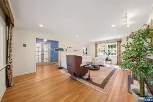 29 Upper Dr, Berkeley Heights, NJ 07901 - Photo 11