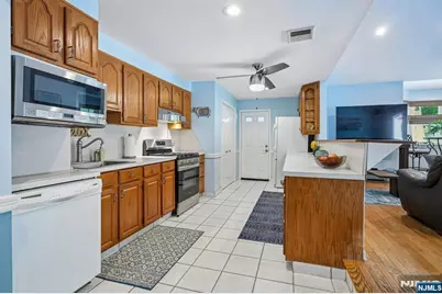11 Lake Trail, Wayne, NJ 07470 - Photo 13