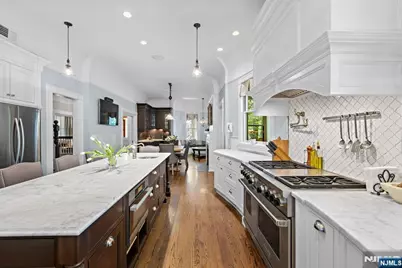 70 Ridge, Rutherford, NJ 07070 - Photo 9