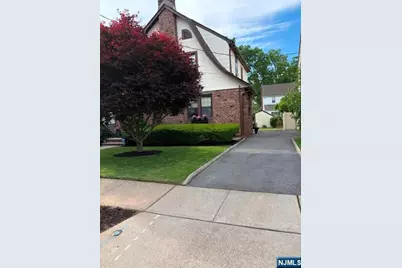 12 Ferncliff Road, Bloomfield, NJ 07003 - Photo 3