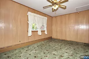 200 Watchung Dr, Hawthorne, NJ 07506 - Photo 29