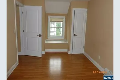 5 Aberdeen Place, Fair Lawn, NJ 07410 - Photo 11