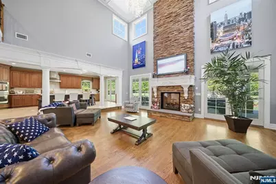 184 Donny Brook Drive, Allendale, NJ 07401 - Photo 3