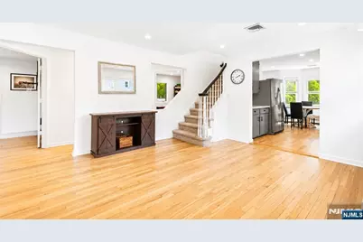71 Prospect Avenue, New Milford, NJ 07646 - Photo 9