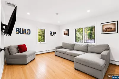 71 Prospect Avenue, New Milford, NJ 07646 - Photo 7