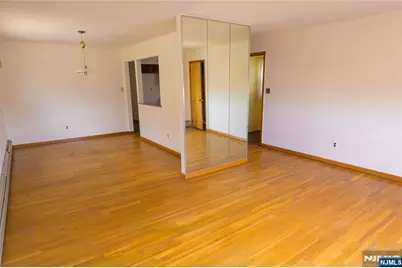 510 Liberty Avenue, Jersey City, NJ 07307 - Photo 33