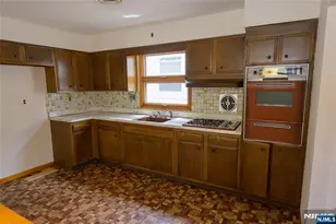 510 Liberty Ave, Jersey City, NJ 07307 - Photo 43
