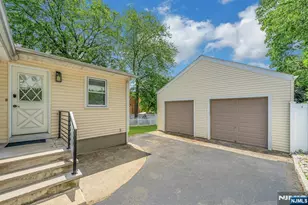 451 Chestnut St, Nutley, NJ 07110 - Photo 29