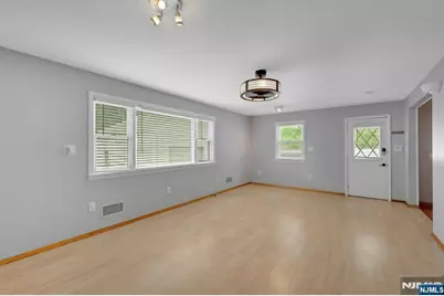 451 Chestnut Street, Nutley, NJ 07110 - Photo 13