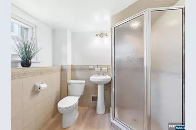 2 Linden Avenue, West Orange Township, NJ 07052 - Photo 33
