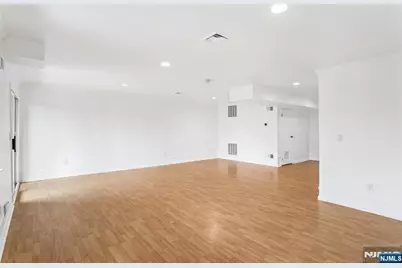 304 Heights Drive 3 #3, Haledon, NJ 07508 - Photo 13