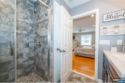 136 Redwood Avenue, Wayne, NJ 07470 - Photo 29