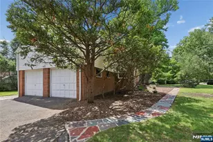 1271 Alicia Ave, Teaneck Township, NJ 07666 - Photo 47