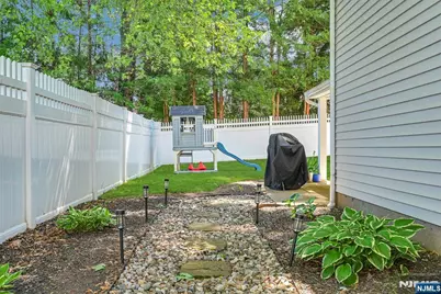 149 Linden Avenue, Emerson, NJ 07630 - Photo 31